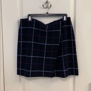 Banana Republic Checkered Skirt. Size 10.